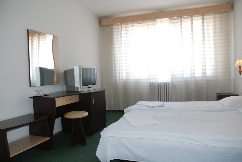 Hotel Merkur 密古雷休治 客房 照片